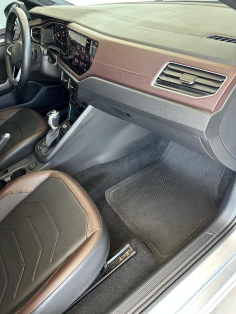 VOLKSWAGEN Virtus 1.0 4P 200 TSI FLEX HIGHLINE AUTOM�TICO, Foto 25