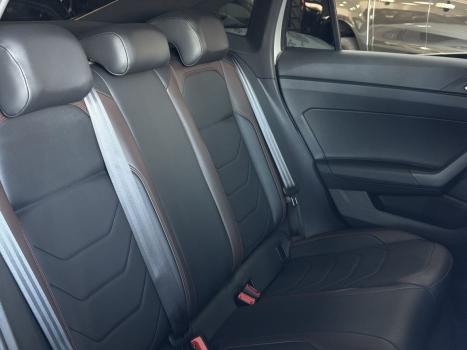 VOLKSWAGEN Virtus 1.0 4P 200 TSI FLEX HIGHLINE AUTOM�TICO, Foto 9