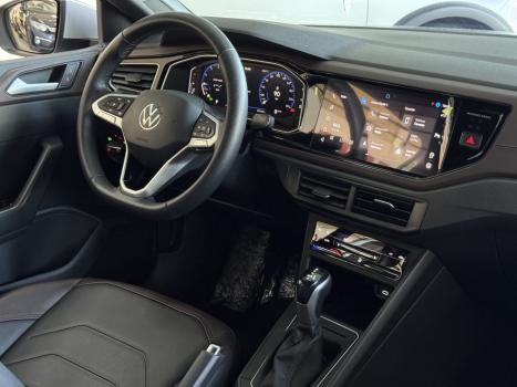 VOLKSWAGEN Virtus 1.0 4P 200 TSI FLEX HIGHLINE AUTOM�TICO, Foto 10
