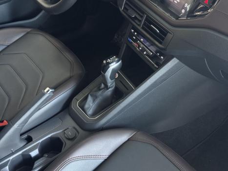 VOLKSWAGEN Virtus 1.0 4P 200 TSI FLEX HIGHLINE AUTOM�TICO, Foto 11