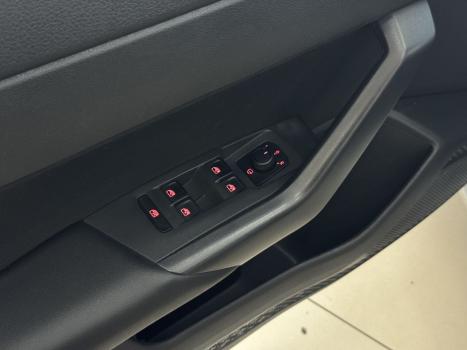 VOLKSWAGEN Virtus 1.0 4P 200 TSI FLEX HIGHLINE AUTOM�TICO, Foto 13