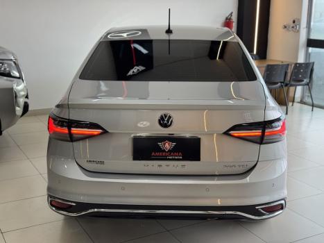 VOLKSWAGEN Virtus 1.0 4P 200 TSI FLEX HIGHLINE AUTOM�TICO, Foto 8