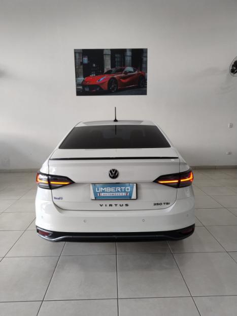 VOLKSWAGEN Virtus 1.4 4P 250 TSI EXCLUSIVE AUTOM�TICO, Foto 6