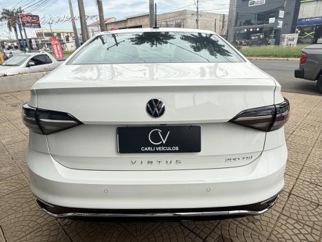VOLKSWAGEN Virtus 1.0 4P 200 TSI FLEX COMFORTLINE AUTOM�TICO, Foto 5