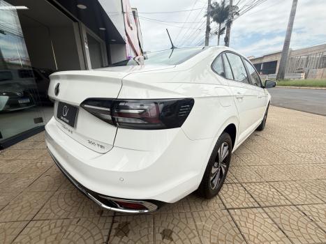 VOLKSWAGEN Virtus 1.0 4P 200 TSI FLEX COMFORTLINE AUTOM�TICO, Foto 6