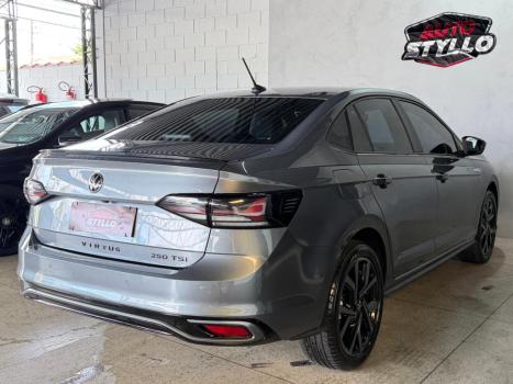 VOLKSWAGEN Virtus 1.4 4P 250 TSI EXCLUSIVE AUTOM�TICO, Foto 8
