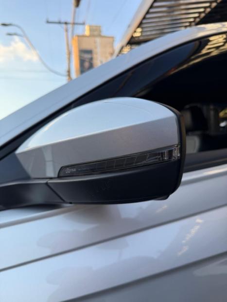 VOLKSWAGEN Virtus 1.0 4P 200 TSI FLEX HIGHLINE AUTOM�TICO, Foto 15