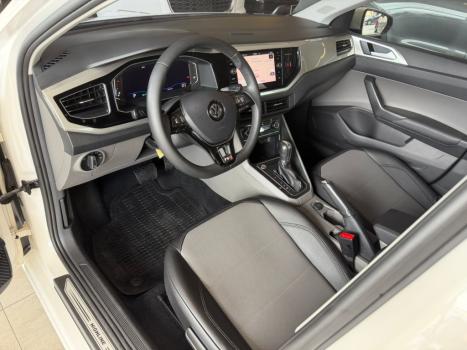 VOLKSWAGEN Virtus 1.0 4P 200 TSI FLEX HIGHLINE AUTOM�TICO, Foto 10