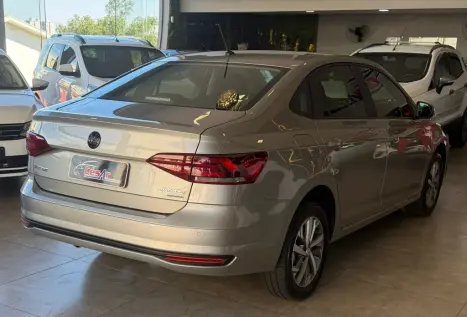 VOLKSWAGEN Virtus 1.0 4P 200 TSI FLEX COMFORTLINE AUTOM�TICO, Foto 14