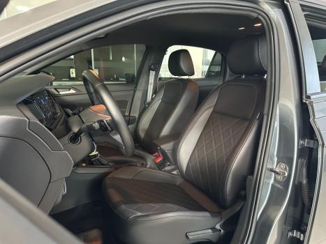 VOLKSWAGEN Virtus 1.4 4P 250 TSI EXCLUSIVE AUTOM�TICO, Foto 6