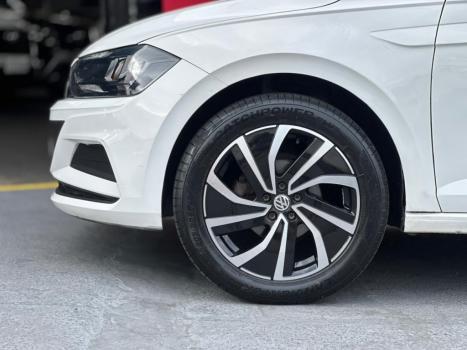 VOLKSWAGEN Virtus 1.6 4P MSI FLEX AUTOM�TICO, Foto 4