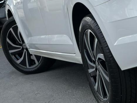 VOLKSWAGEN Virtus 1.6 4P MSI FLEX AUTOM�TICO, Foto 8