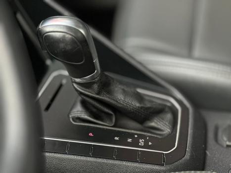 VOLKSWAGEN Virtus 1.6 4P MSI FLEX AUTOM�TICO, Foto 18