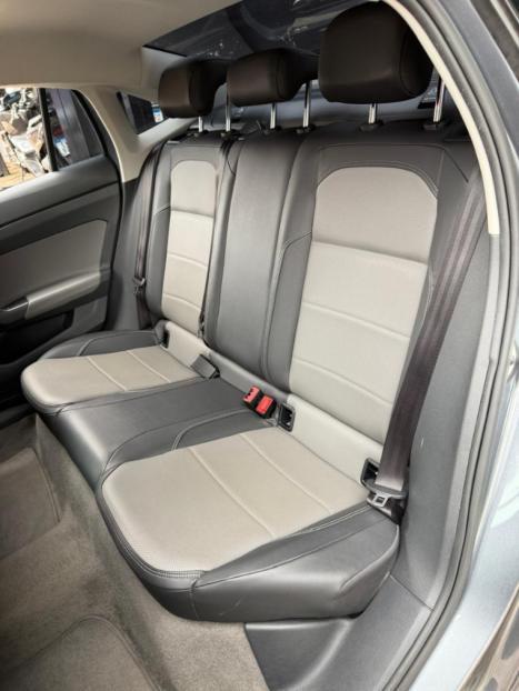 VOLKSWAGEN Virtus 1.0 4P 200 TSI FLEX HIGHLINE AUTOM�TICO, Foto 14