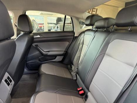 VOLKSWAGEN Virtus 1.0 4P 200 TSI FLEX HIGHLINE AUTOM�TICO, Foto 10