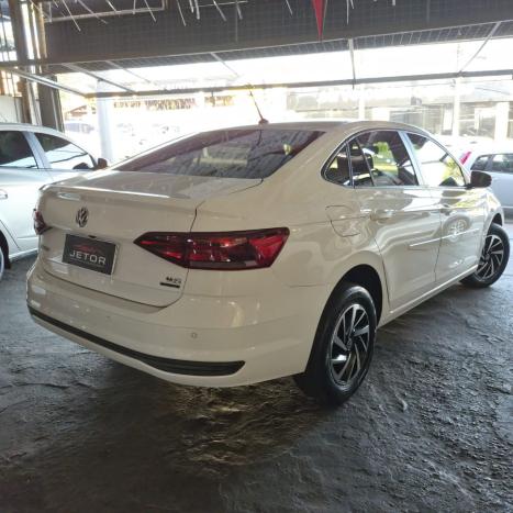 VOLKSWAGEN Virtus 1.6 4P MSI FLEX AUTOM�TICO, Foto 4