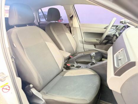 VOLKSWAGEN Virtus 1.0 4P 200 TSI FLEX COMFORTLINE AUTOM�TICO, Foto 4