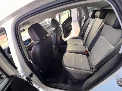 VOLKSWAGEN Virtus 1.0 4P 200 TSI FLEX HIGHLINE AUTOM�TICO, Foto 13