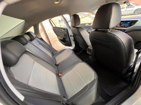 VOLKSWAGEN Virtus 1.0 4P 200 TSI FLEX HIGHLINE AUTOM�TICO, Foto 14
