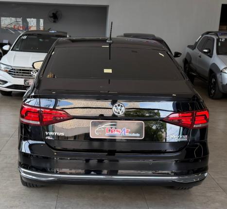 VOLKSWAGEN Virtus 1.0 4P 200 TSI FLEX HIGHLINE AUTOM�TICO, Foto 15