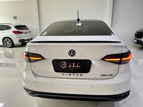 VOLKSWAGEN Virtus 1.4 4P 250 TSI EXCLUSIVE AUTOM�TICO, Foto 5