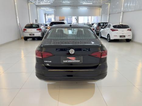 VOLKSWAGEN Virtus 1.0 4P 200 TSI FLEX COMFORTLINE AUTOM�TICO, Foto 6