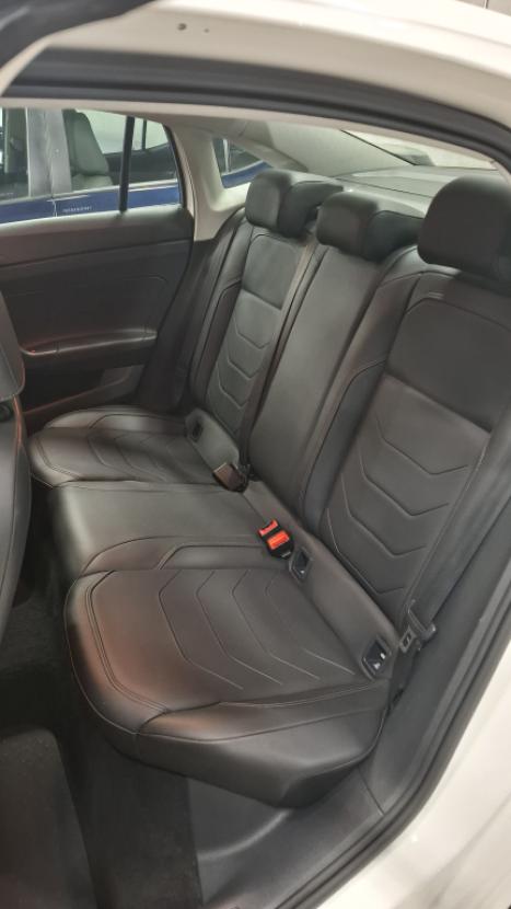 VOLKSWAGEN Virtus 1.0 4P 200 TSI FLEX COMFORTLINE AUTOM�TICO, Foto 10