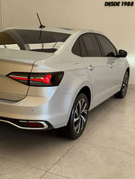 VOLKSWAGEN Virtus 1.0 4P 200 TSI FLEX HIGHLINE AUTOM�TICO, Foto 11