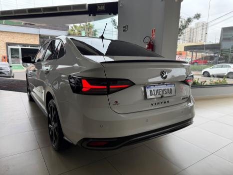 VOLKSWAGEN Virtus 1.4 4P 250 TSI EXCLUSIVE AUTOM�TICO, Foto 3