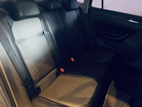 VOLKSWAGEN Virtus 1.0 4P 200 TSI FLEX COMFORTLINE AUTOM�TICO, Foto 4