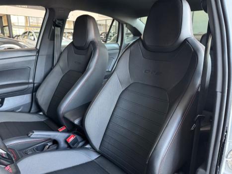 VOLKSWAGEN Virtus 1.4 4P 250 TSI GTS AUTOM�TICO, Foto 18