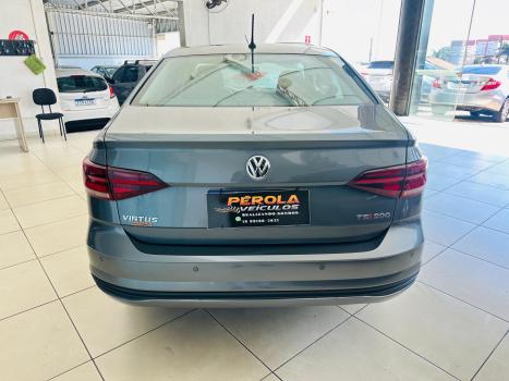VOLKSWAGEN Virtus 1.0 4P 200 TSI FLEX COMFORTLINE AUTOM�TICO, Foto 4