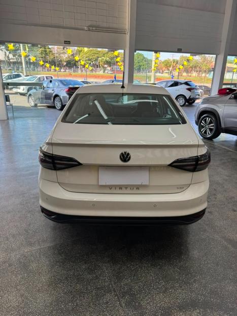 VOLKSWAGEN Virtus 1.0 4P 170 TSI, Foto 7