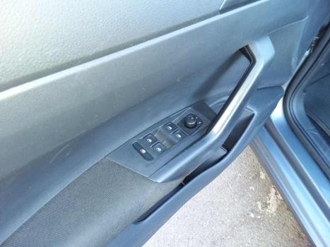 VOLKSWAGEN Virtus 1.6 4P MSI FLEX AUTOM�TICO, Foto 5