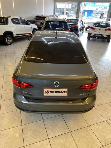 VOLKSWAGEN Virtus 1.0 4P 200 TSI FLEX COMFORTLINE AUTOM�TICO, Foto 9