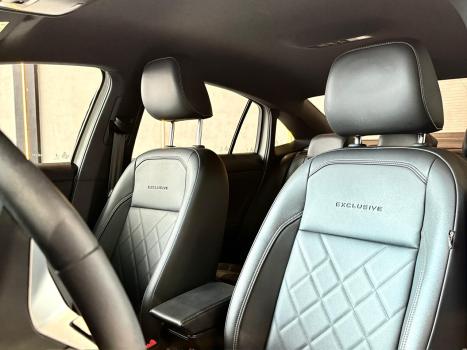 VOLKSWAGEN Virtus 1.4 4P 250 TSI EXCLUSIVE AUTOM�TICO, Foto 10