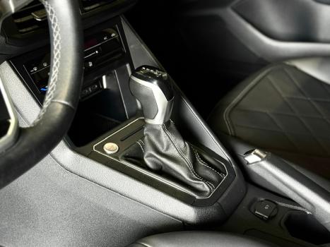 VOLKSWAGEN Virtus 1.4 4P 250 TSI EXCLUSIVE AUTOM�TICO, Foto 14