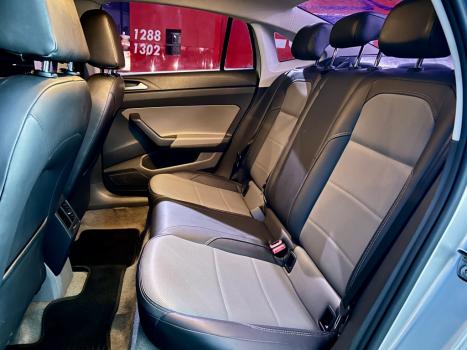VOLKSWAGEN Virtus 1.0 4P 200 TSI FLEX HIGHLINE AUTOM�TICO, Foto 6