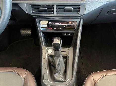 VOLKSWAGEN Virtus 1.0 4P 200 TSI FLEX HIGHLINE AUTOM�TICO, Foto 18