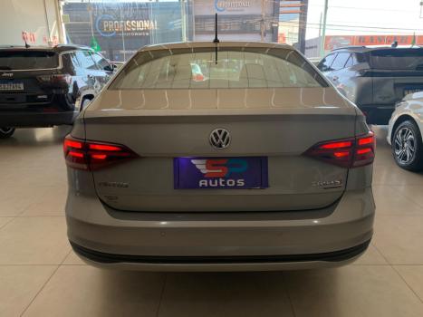 VOLKSWAGEN Virtus 1.0 4P 200 TSI FLEX COMFORTLINE AUTOM�TICO, Foto 6