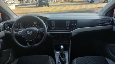 VOLKSWAGEN Virtus 1.0 4P 200 TSI FLEX COMFORTLINE AUTOM�TICO, Foto 12
