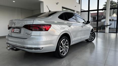 VOLKSWAGEN Virtus 1.0 4P 200 TSI FLEX HIGHLINE AUTOM�TICO, Foto 4