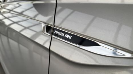 VOLKSWAGEN Virtus 1.0 4P 200 TSI FLEX HIGHLINE AUTOM�TICO, Foto 10