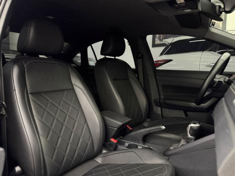 VOLKSWAGEN Virtus 1.4 4P 250 TSI EXCLUSIVE AUTOM�TICO, Foto 13
