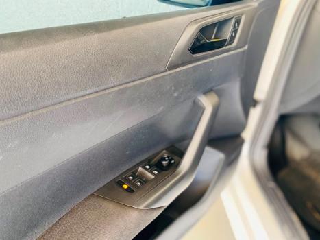 VOLKSWAGEN Virtus 1.6 4P MSI FLEX SENSE AUTOM�TICO, Foto 13
