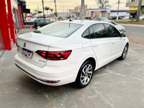 VOLKSWAGEN Virtus 1.0 4P 200 TSI FLEX HIGHLINE AUTOM�TICO, Foto 3