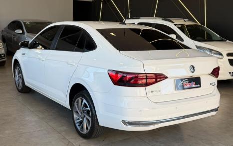 VOLKSWAGEN Virtus 1.0 4P 200 TSI FLEX HIGHLINE AUTOM�TICO, Foto 9