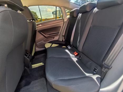 VOLKSWAGEN Virtus 1.0 4P 200 TSI FLEX COMFORTLINE AUTOM�TICO, Foto 13