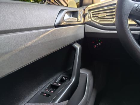 VOLKSWAGEN Virtus 1.0 4P 200 TSI FLEX COMFORTLINE AUTOM�TICO, Foto 18