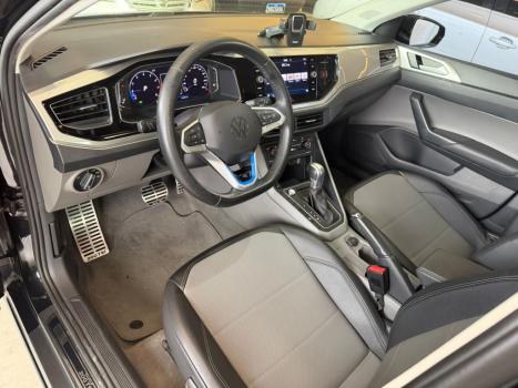 VOLKSWAGEN Virtus 1.0 4P 200 TSI FLEX HIGHLINE AUTOM�TICO, Foto 10